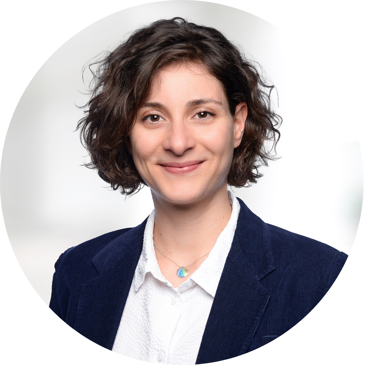 Claudia Berti arbeitet als Beraterin im Team Sustainability Services bei der TÜV Rheinland Consulting GmbH